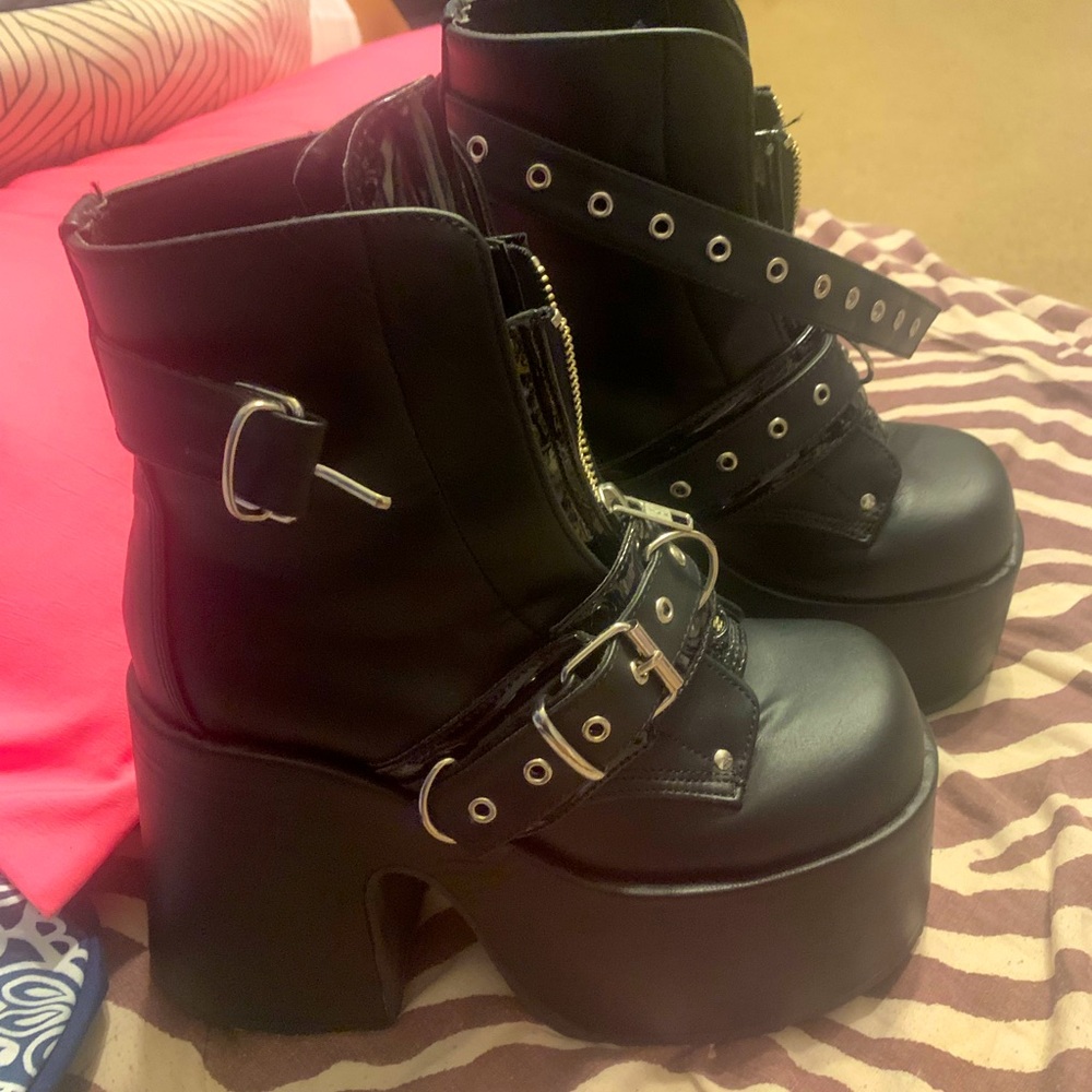 Demonia shoes